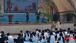 沉浸式学消防，实操化练本领，望城消防实战应急演练进学校