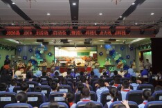 “幸福火种·智启未来”——衡阳市蒸湘区祝融小学举办第四届缤纷艺术节·科技嘉年华暨教学开放日