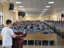 旋律铸魂守初心——衡阳市外国语学校开展“音乐里的衡阳记忆”党史思政课