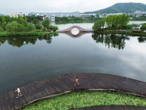 Houhu Lake Transformed into a Scenic Park After Ecological Restoration