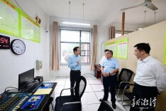 胡贺波带队督导检查高考备考工作
