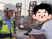 高考｜“小迷糊”遗失考试包，新化交警火速寻回