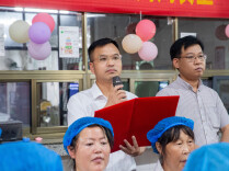 耒阳市东江中学举行毕业生感恩“妈妈食堂”员工系列活动
