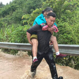 全员上阵 全域同心 筑牢防汛抗洪“红色堤坝”