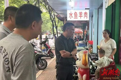 六小时清运两车杂物！衡阳一公房消防安全隐患被迅速清除