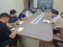长沙市南雅马栏山文创中学举办篮球校长挑战赛暨体育组专项研讨会