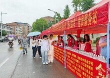 衡南县：爱心企业七年助考路，“志愿红”温暖护航青春梦