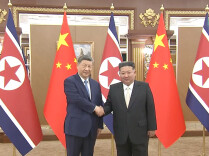 习近平：时隔七年再次到访美丽的平壤 我感到十分高兴 也格外亲切