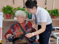银发商店走红的启示