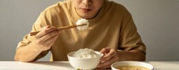 原来吃晚饭有个“最佳节点”！卡在这个时间前吃完，全身代谢都变好