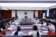 娄底中院召开审判数据会商会暨优化营商环境工作调度会