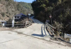 架桥、修塘、办证……巡察干部扎根村组一线，巡察成果可感可及