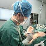 怀化市饶以华神经外科工作室紧急驰援辰溪，成功救治复杂颅骨修补术中脑肿胀患者