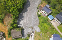 “拉网式”排查跑赢泥石流 桃江县5户9人成功避险