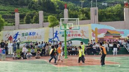 新邵县龙溪铺镇初级中学：首届“龙中杯”篮球赛火热开赛