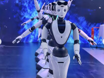 经济日报：人形机器人为何热衷秀才艺