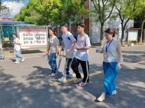 石门六中：一群人接力，为受伤学子撑起学考路