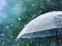 暴雨影响广东多地启动应急响应 京九铁路部分列车停运