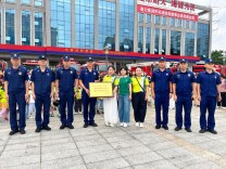 怀化市鹤城区第三幼儿园：走进消防大队 筑牢安全防线