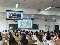 南华大学药学院师生同上消防安全课