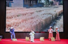 长沙民政职院财经管理学院创新推出情景剧《8小时之外》