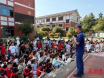 既“讲”又“练”，望城校园这堂消防安全课干货满满！ 