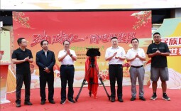 产教融合赋能乡村振兴   湖南信息学院助力“三湘石榴红”直播助农