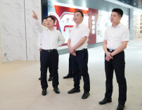 蔡锋带队走访重点企业