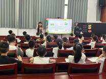 宜章县玉溪镇城南小学举行新进教师与实习教师见面课活动