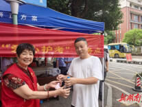 粽香伴考 温暖满分！泉塘社区党群联动筑起泉塘中学中考护考联盟