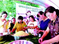 20分钟包61个粽子，沔江村指尖竞速迎端午
