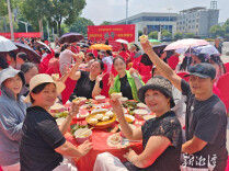 粽叶飘香·岁岁相传⑦丨粽叶飘香善满莲城 湘潭市开展70余场社区慈善主题活动