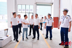 永州经开区：汤小兵安排部署安全生产工作 
