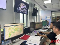 张家界市气象局鏖战风雨护安澜