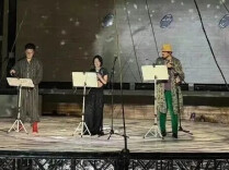 周冬雨回应演话剧不背台词争议：导演跟我说台词不用背，舞台上可以随意发挥