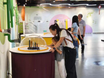 探索科技奥秘 点亮童年梦想——怀化市鹤城区第三幼儿园小班组亲子科技馆探索之旅