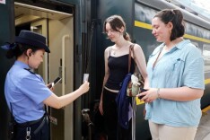 为什么这趟从北京到张家界的普速列车，外国旅客特别多？