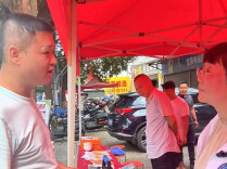 荷塘区自然资源局“赶集”送政策：烟火气里谈“田”说“地”