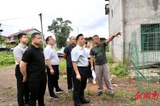 刘迟辉到万宝镇督导检查地质灾害防治工作