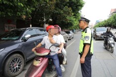 隆回公安交管：深耕“戴帽工程”  严查摩电违法 筑牢安全防线