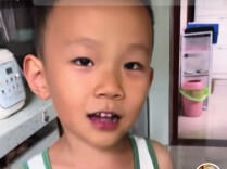 把“长沙很美，来看看”藏进胶带，长沙老板三年寄出百万份邀请，已邀请小男孩来探厂
