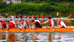 炫出盛世精气神——新邵龙舟载动的百年回响与时代新声