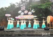 群贤采风赋新韵 昌山焕彩引客来