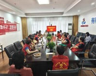 碧沙湖社区召开“碧力同行”志愿服务队座谈分享会