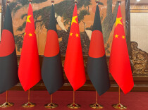 习近平会见孟加拉国总理塔里克