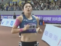 全国田径冠军赛女子100米栏，吴艳妮12秒99夺冠