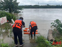 风雨坚守战洪峰 凝心聚力护安澜——怀化水文中心全力迎战暴雨洪水纪实