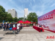 娄星区举行电梯救援演练暨科普宣传进医院活动