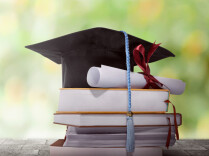 多所高校宣布：延长硕博研究生学制时长