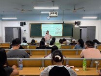 筑牢廉洁思想防线 争做清正青年骨干——长沙民政职院外语学院团总支开展学生干部廉政专题教育会
